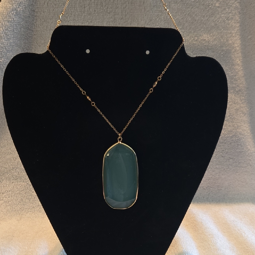 31" Gold and Crystal Chain with Green Pendant Necklace